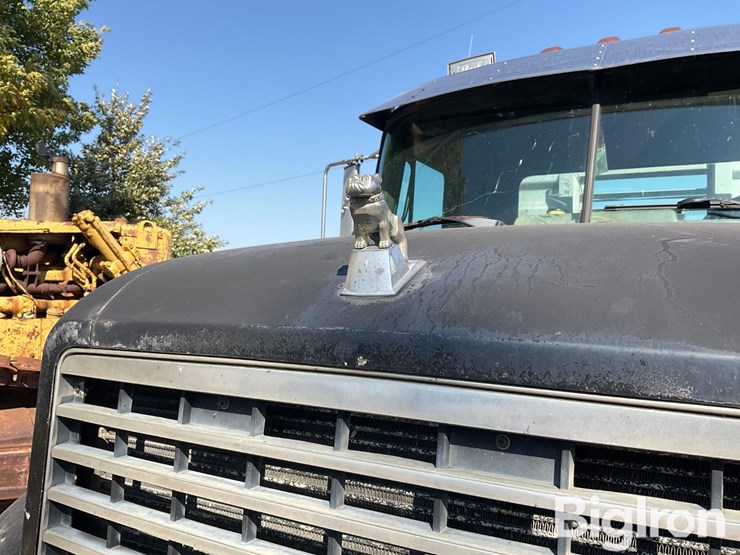 1993-mack-ch613-image-10