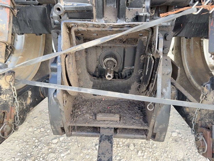 case-ih-5140-image-27