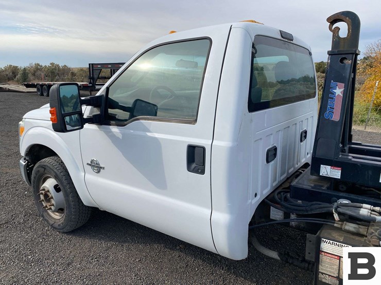 2015-ford-f350-image-13