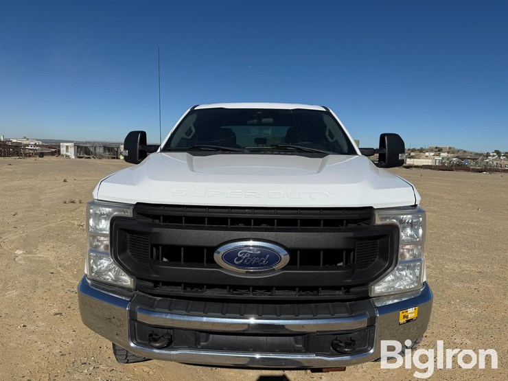 2020-ford-f250-xl-image-2