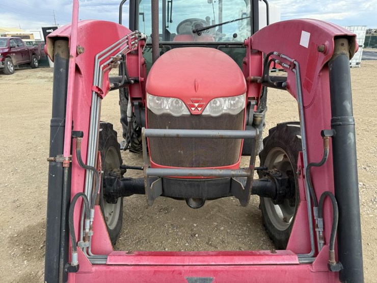 2009-massey-ferguson-3625-image-49