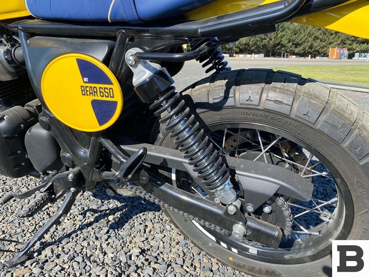 2025-royal-enfield-bear-650-enduro-motorcycle-image-17