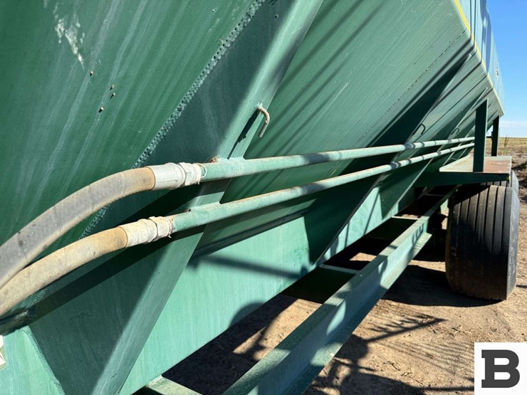 g&r-ag-products-compost-spreader-image-11