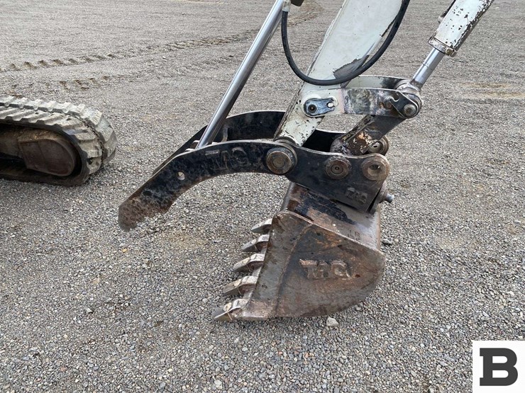 takeuchi-tb135-image-9