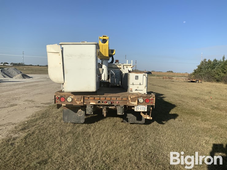 2015-ford-f550-image-6