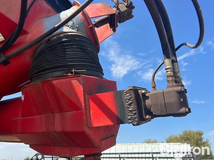 united-farm-tools-760-image-15