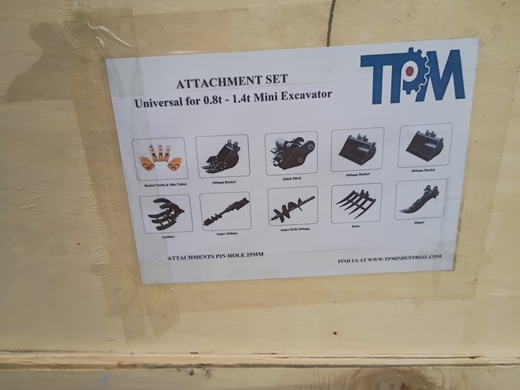 #l57-018-•-tpm-mini-excavator-attachment-set-image-9