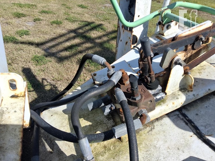 2011-altec-dc1317-image-12