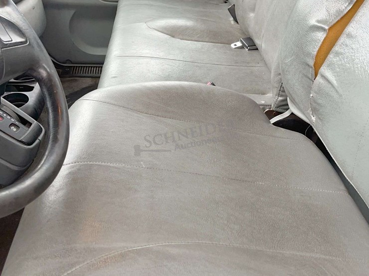 2003-international-durastar-4400-image-43