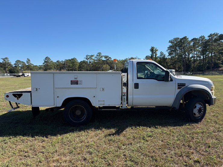 2008-ford-f550-image-6