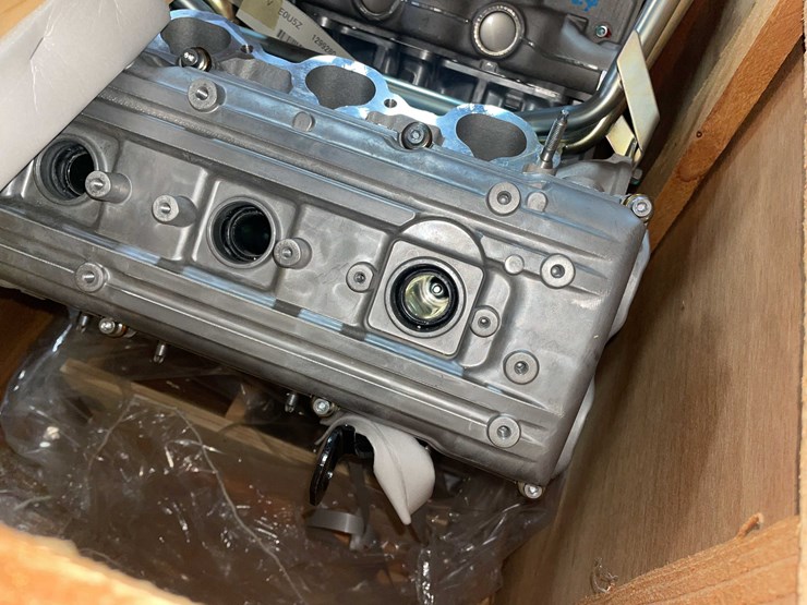 #8616-•-isuzu-trooper-engine-(e)-image-2