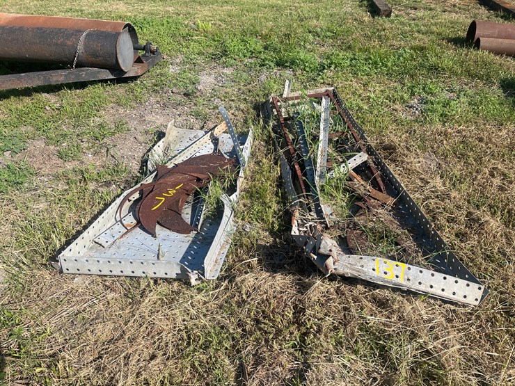 #137-•-misc-lot-of-assorted-items-image-3