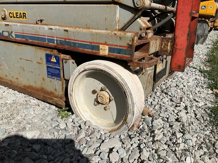 2006-skyjack-sjiii4632-image-24