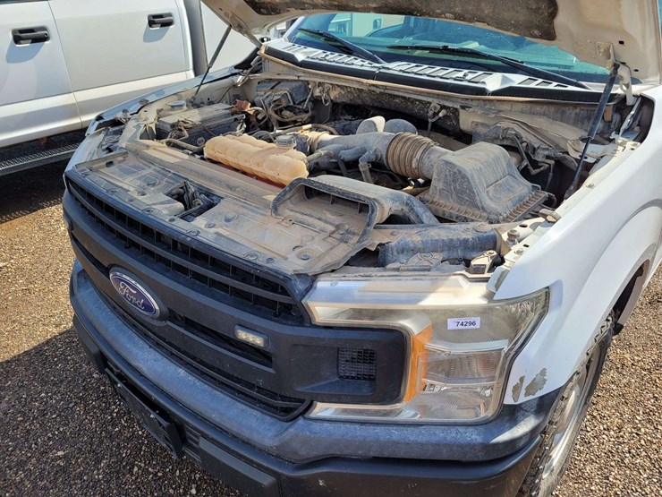 2018-ford-f150-xl-image-11