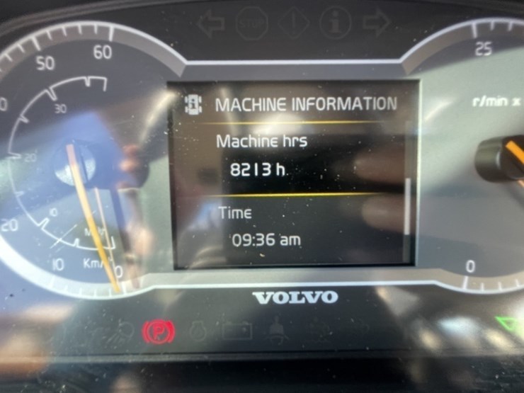 2020-volvo-l70h-image-32