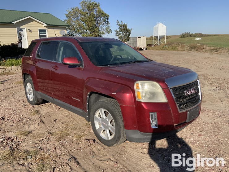 2011-gmc-terrain-sle-image-3