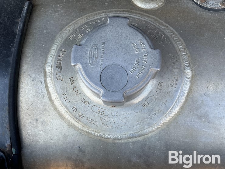 2005-sterling-lt7500-image-11