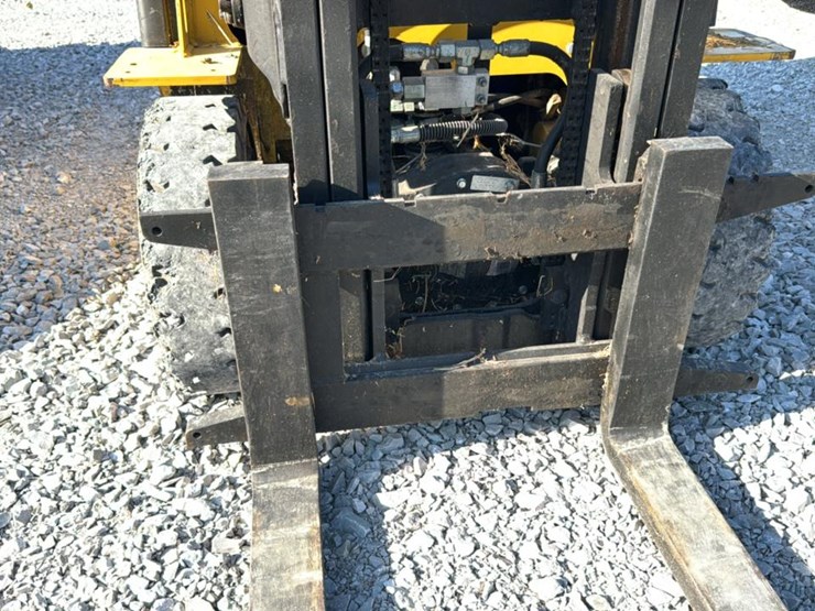 #1354-•-yale-forklift-image-14