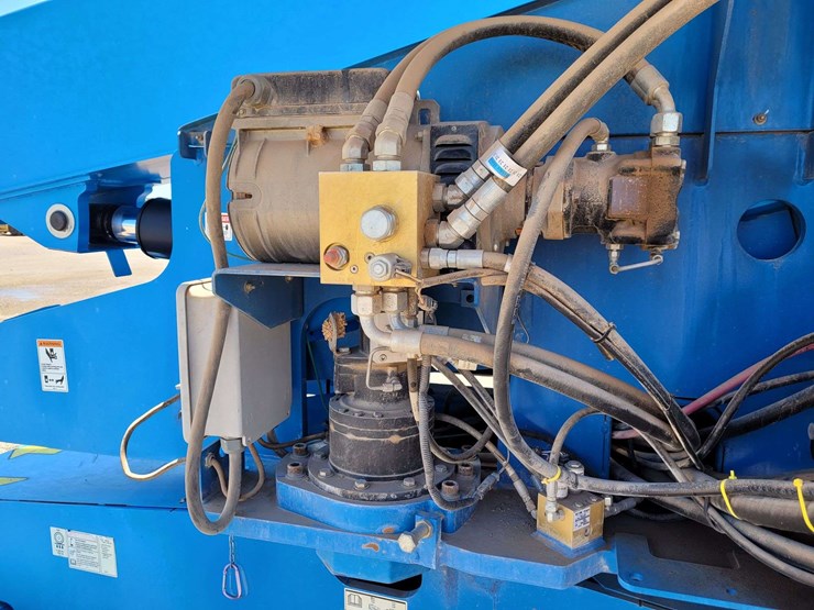 2011-genie-s65-image-14