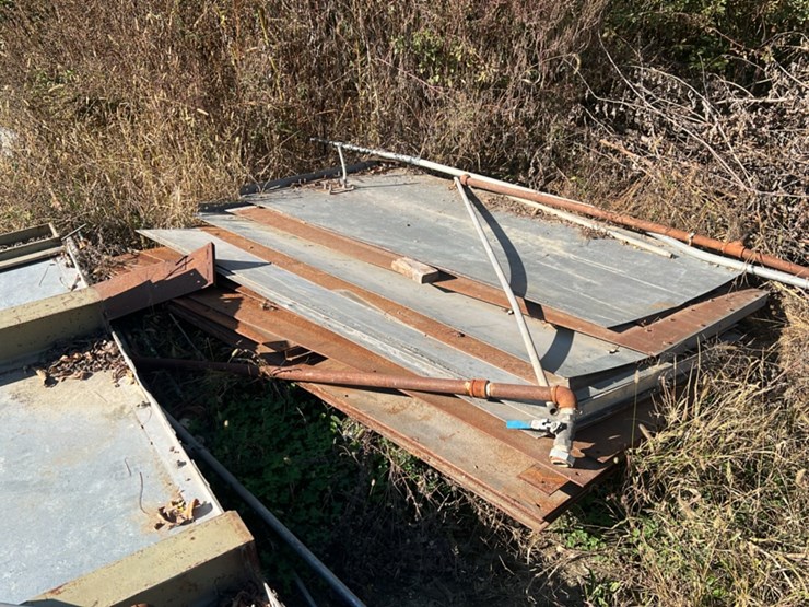 #4714-•-16’x16’-clemco-abrasive-blast-room-image-26