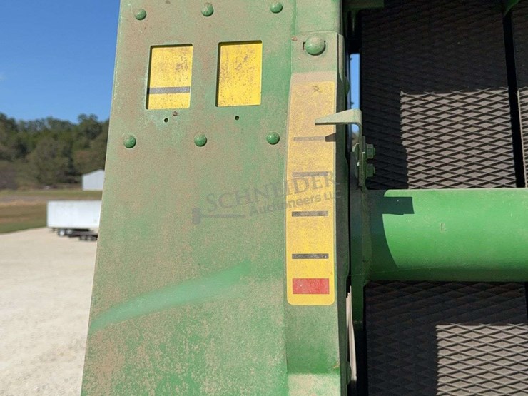 john-deere-458-image-18