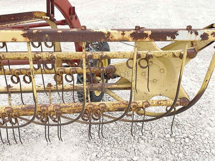 new-holland-256-image-10