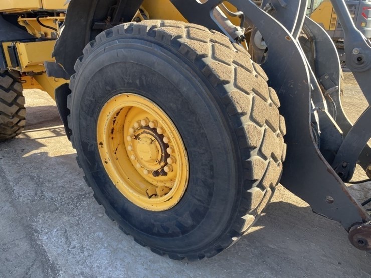 2020-volvo-l70h-image-15