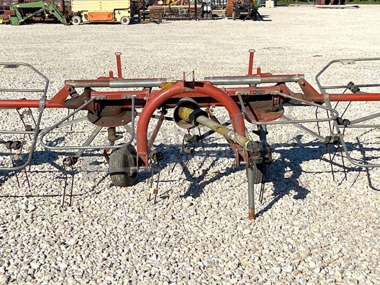 hesston-3717-image-8