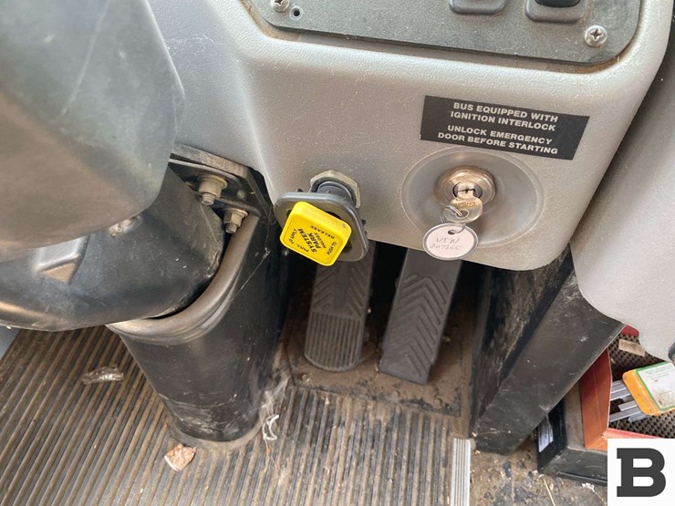 2003-bluebird-all-american-image-35