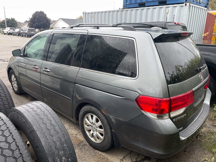 2009-honda-odyssey-image-7