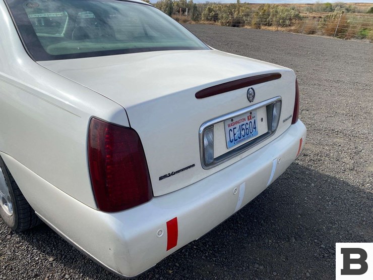 2000-cadillac-deville-sedan-image-14