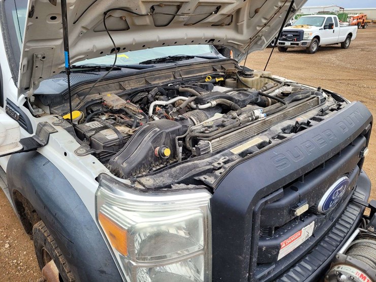 2016-ford-f550-image-14