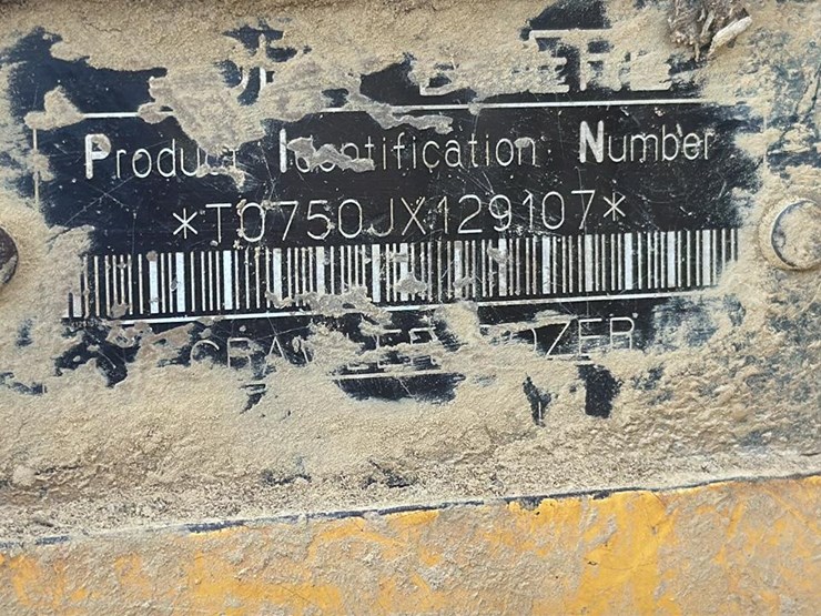 2008-deere-750j-xlt-image-44