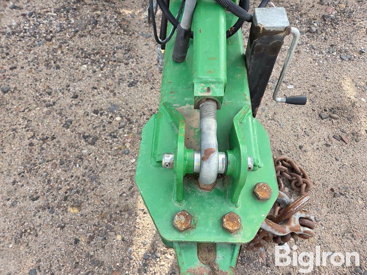 2013-john-deere-2510h-image-10