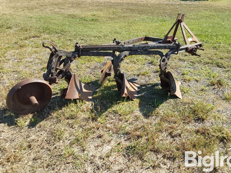 dearborn-10-1-image-3