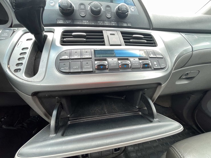 2009-honda-odyssey-image-83