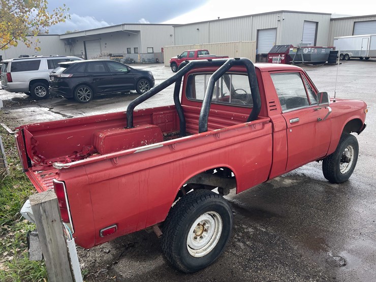 #1374-•-1976-chevrolet-luv-4x4-(has-wi-title)-(of)-image-5