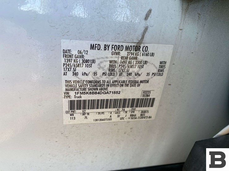 2013-ford-explorer-image-27