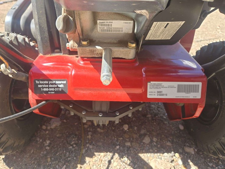 toro-snow-blower-image-7