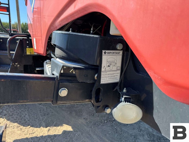 2015-new-holland-speedrower-260-image-35