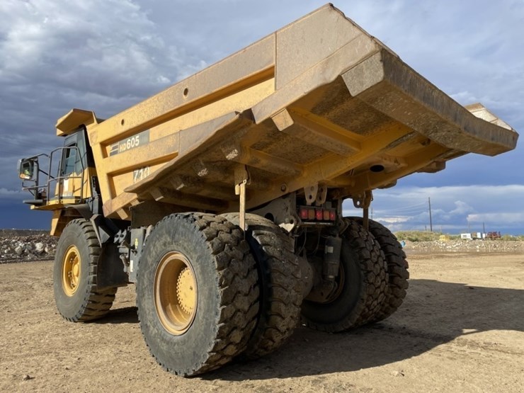 2012-komatsu-hd605-7-image-3