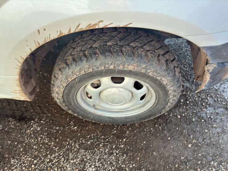 2018-ford-f150-xl-image-15