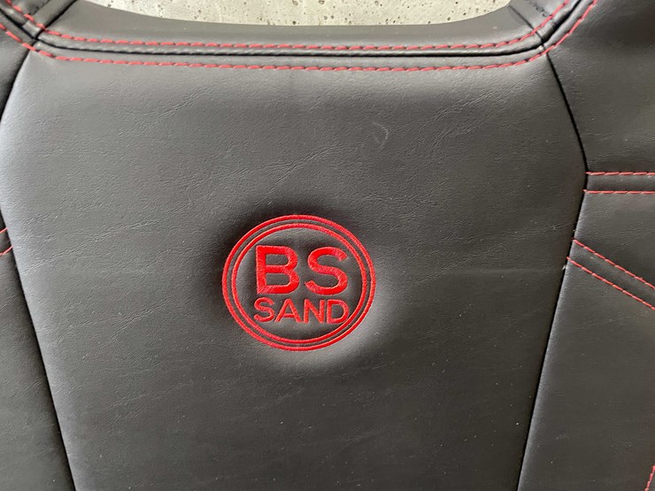 #8618-•-can-am-seat-(f)-image-3