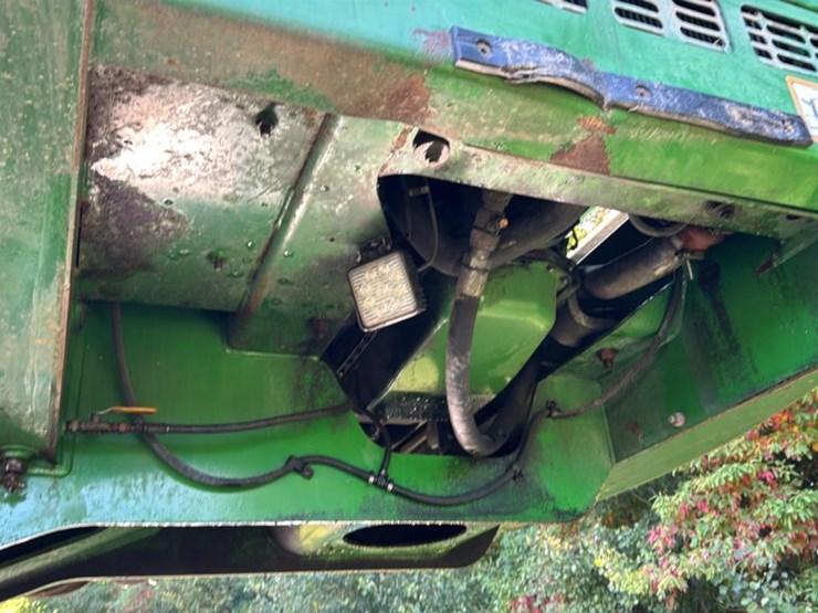 2015-deere-437d-image-29