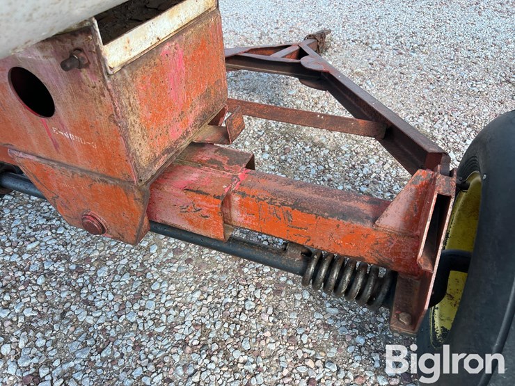 1974-trinity-tank-image-14