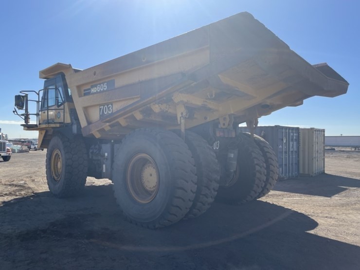 2015-komatsu-hd605-7e0-image-3