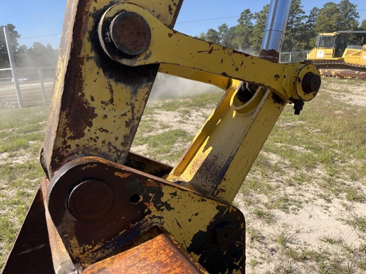 komatsu-pc228us-lc-image-20