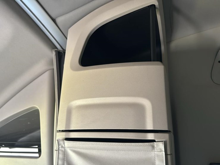 2023-peterbilt-579-image-61