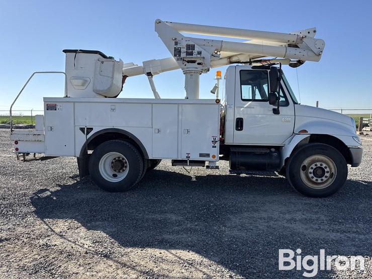 2005-international-durastar-4300-image-4