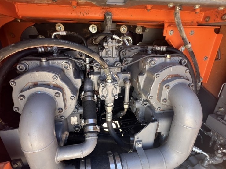 2018-hitachi-zx870-image-52